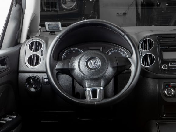 Volkswagen Golf Plus, Робот, 2009 фото 11