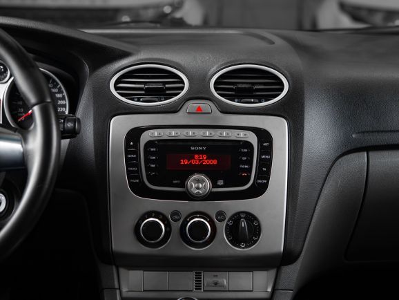 Ford Focus, МТ, 2008 фото 11