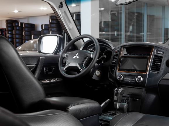 Mitsubishi Pajero, АТ, 2011 фото 7