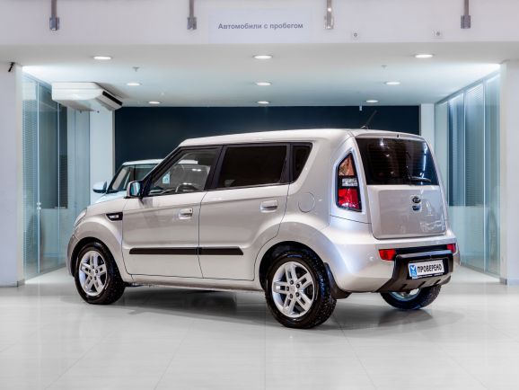 Kia Soul, АТ, 2009 фото 6