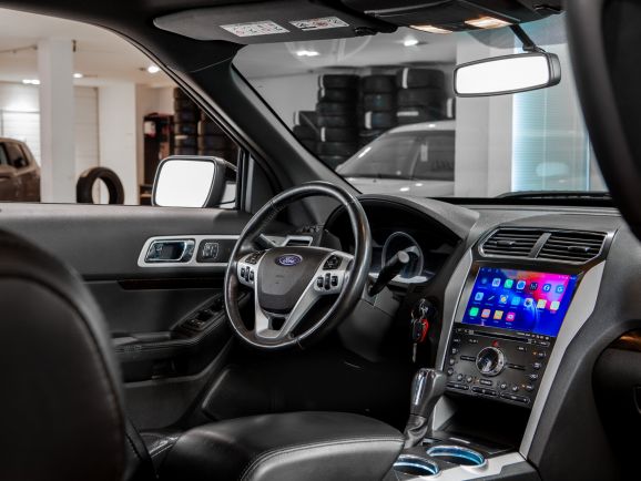 Ford Explorer, АТ, 2012 фото 7