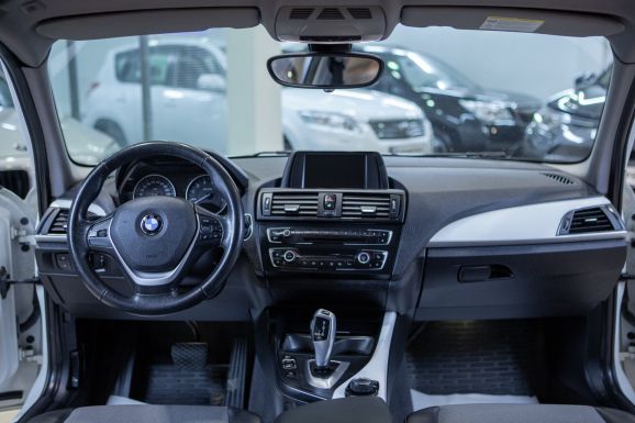 BMW 1 серия, АТ, 2014 фото 11