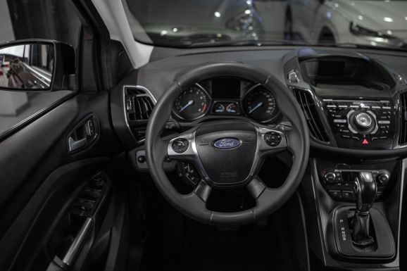 Ford Kuga, АТ, 2014 фото 13