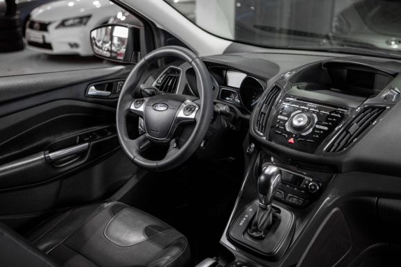 Ford Kuga, АТ, 2014 фото 15