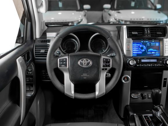 Toyota Land Cruiser Prado, АТ, 2013 фото 10