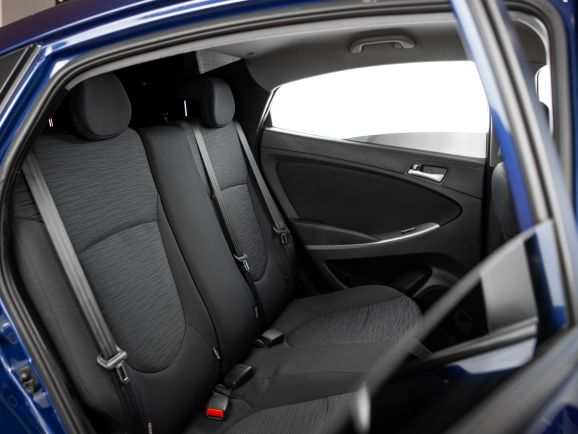 Hyundai Solaris, АТ, 2015 фото 1