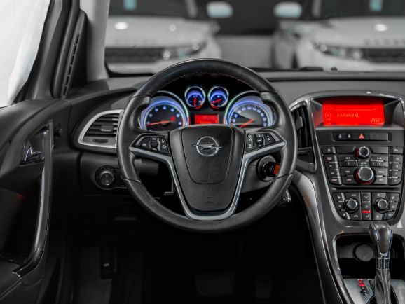 Opel Astra, АТ, 2012 фото 8