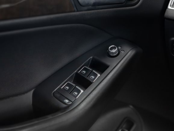 Audi Q5, Робот, 2012 фото 12