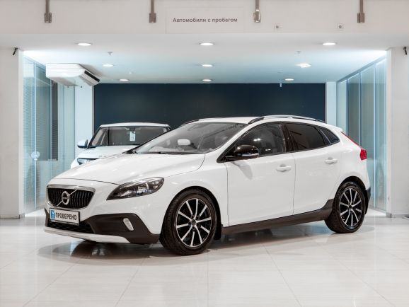 Volvo V40, Робот, 2014 фото 3