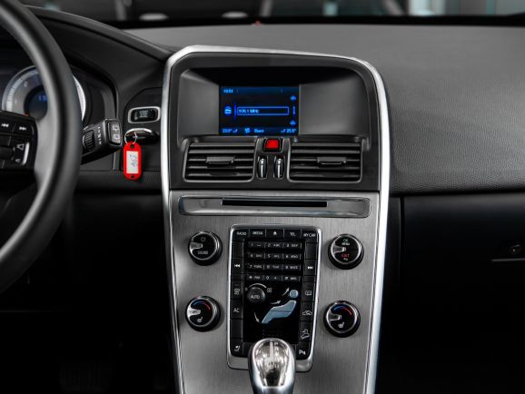 Volvo XC60, АТ, 2012 фото 10