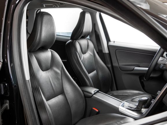 Volvo XC60, АТ, 2012 фото 14