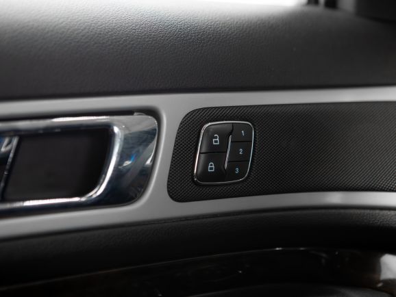 Ford Explorer, АТ, 2013 фото 13