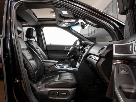 Ford Explorer, АТ, 2013 фото 20