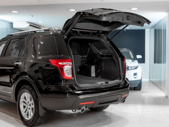 Ford Explorer, АТ, 2013 фото 1