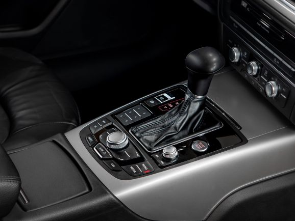 Audi A6, Вариатор, 2014 фото 12