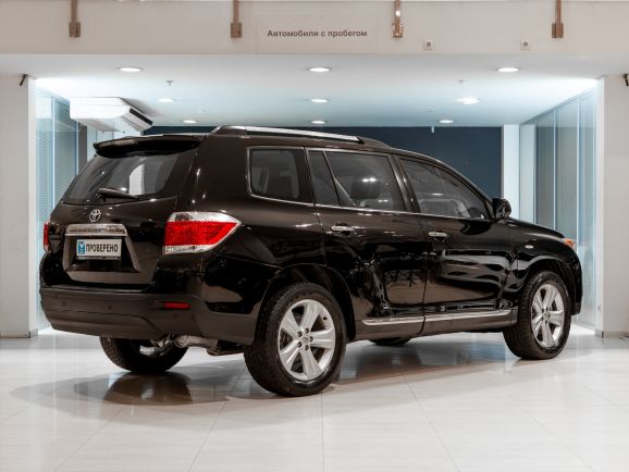 Toyota Highlander, АТ, 2012 фото 4