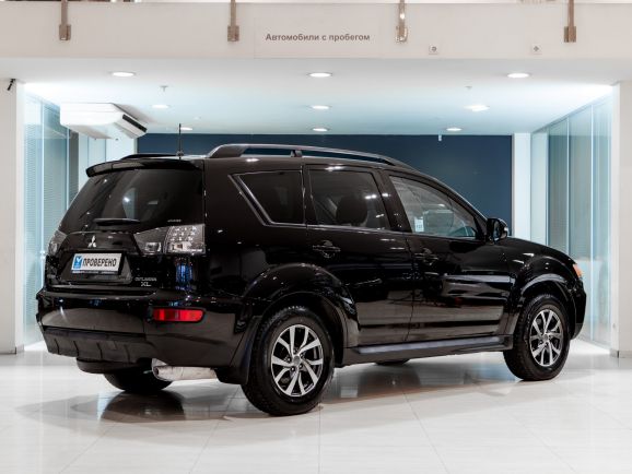 Mitsubishi Outlander, Вариатор, 2011 фото 4