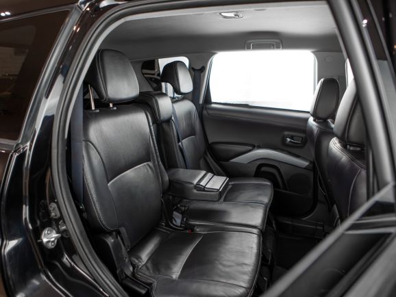 Mitsubishi Outlander, Вариатор, 2011 фото 1