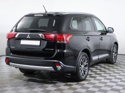 Mitsubishi Outlander, 2.4 л, CVT, 2015 фото 4