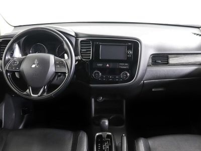 Mitsubishi Outlander, 2.4 л, CVT, 2015 фото 8