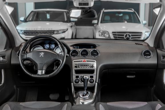 Peugeot 308, АТ, 2010 фото 9