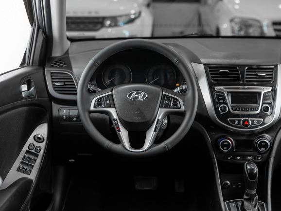 Hyundai Solaris, АТ, 2016 фото 8