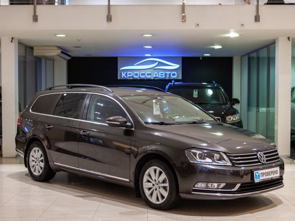 Volkswagen Passat, Робот, 2012 фото 5