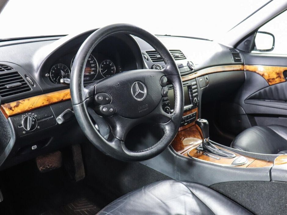 Mercedes-Benz E-Класс, 3.5 л, АТ, 2008 фото 7