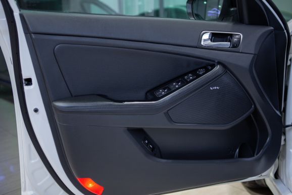 Kia Optima, АТ, 2015 фото 16