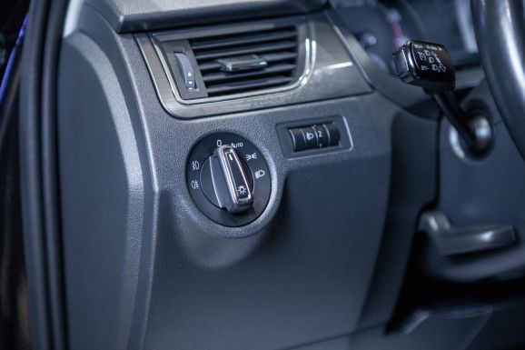 Skoda Rapid, АТ, 2018 фото 8