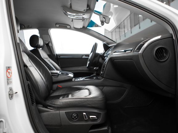 Audi Q7, АТ, 2012 фото 14