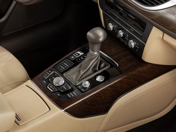 Audi A6, Вариатор, 2014 фото 17