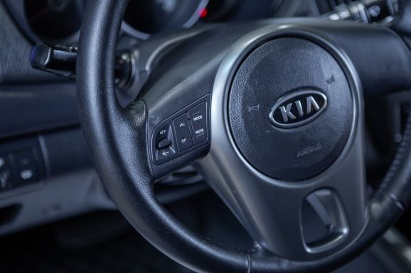 Kia Cerato, АТ, 2012 фото 12