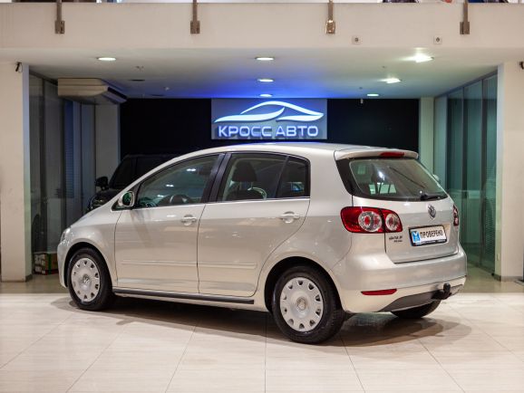 Volkswagen Golf Plus, Робот, 2010 фото 6