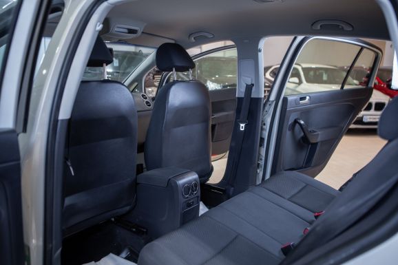 Volkswagen Golf Plus, Робот, 2010 фото 8