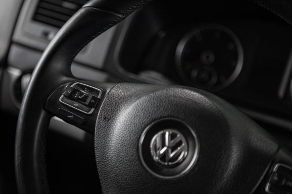 Volkswagen Multivan, Робот, 2012 фото 13