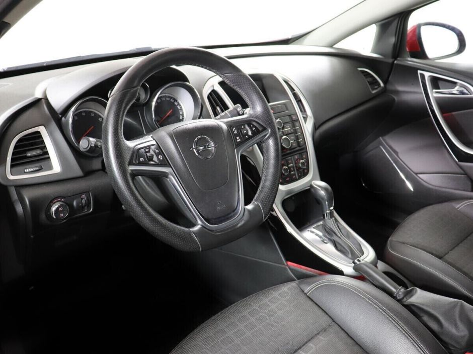 Opel Astra, 1.6 л, АТ, 2014 фото 7