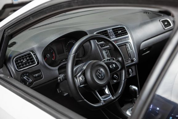 Volkswagen Polo, АТ, 2018 фото 10