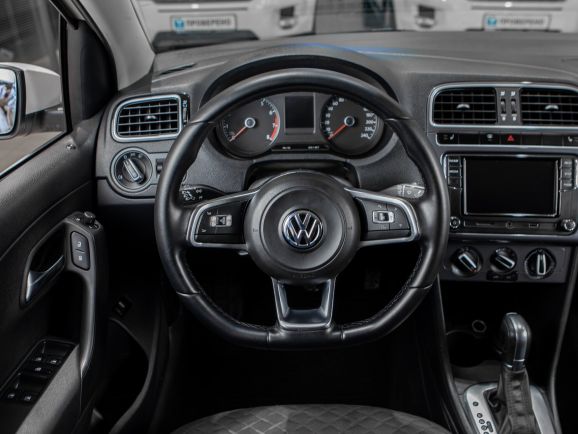 Volkswagen Polo, АТ, 2018 фото 13
