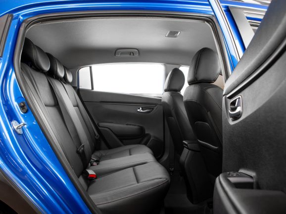 Kia Rio X-Line, АТ, 2020 фото 2