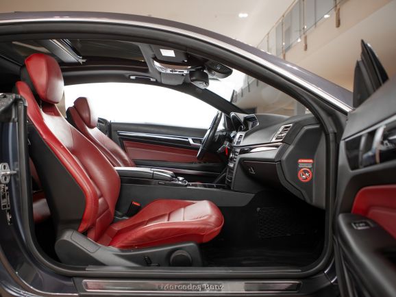 Mercedes-Benz E-класс, АТ, 2015 фото 10