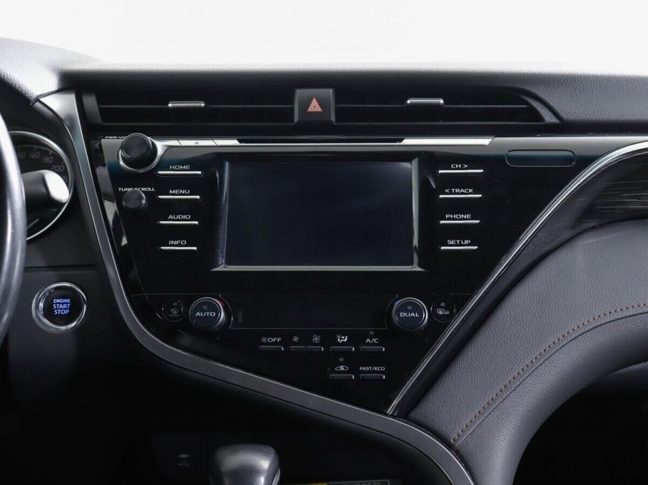 Toyota Camry, 2.5 л, АТ, 2018 фото 9