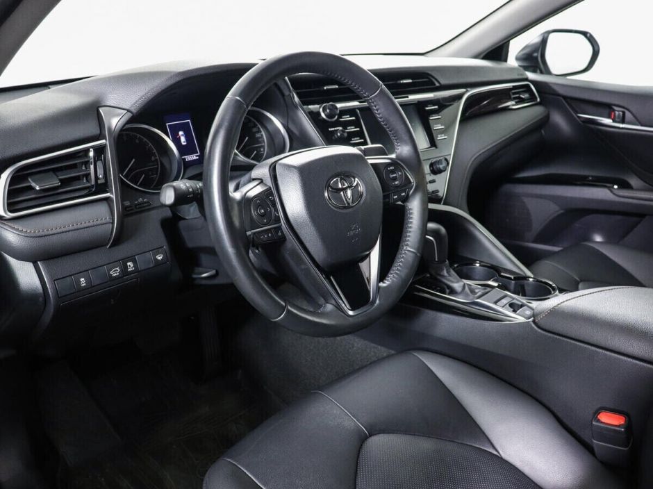 Toyota Camry, 2.0 л, Вариатор, 2020 фото 7