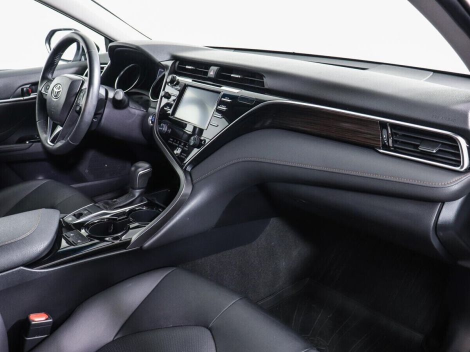 Toyota Camry, 2.0 л, Вариатор, 2020 фото 10