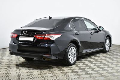 Toyota Camry, 2.0 л, CVT, 2021 фото 6