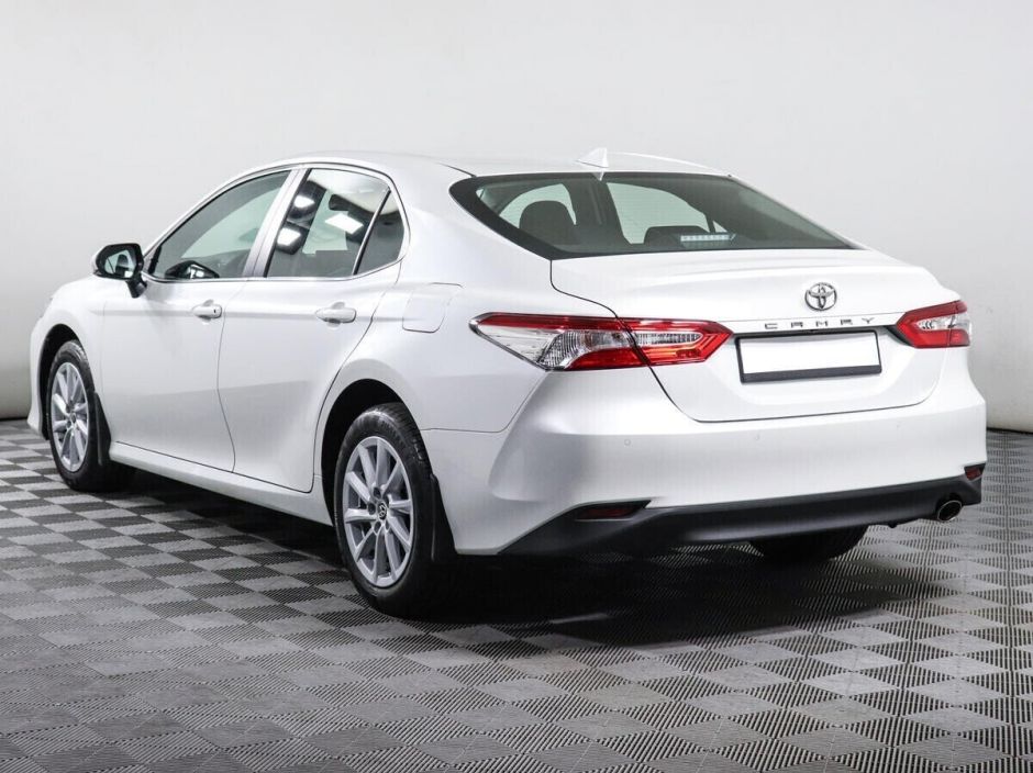 Toyota Camry, 2.0 л, Вариатор, 2021 фото 5