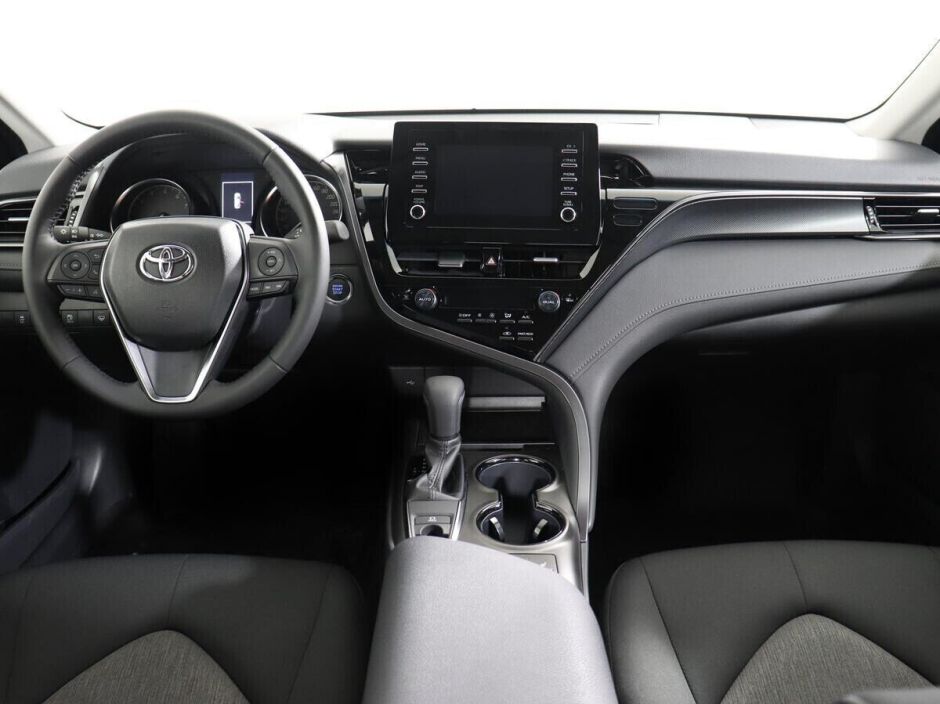 Toyota Camry, 2.0 л, Вариатор, 2021 фото 8