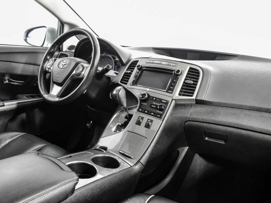 Toyota Venza, 2.7 л, АТ, 2016 фото 10