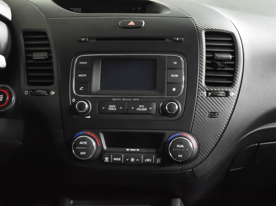 Kia Cerato, 2.0 л, АТ, 2013 фото 9