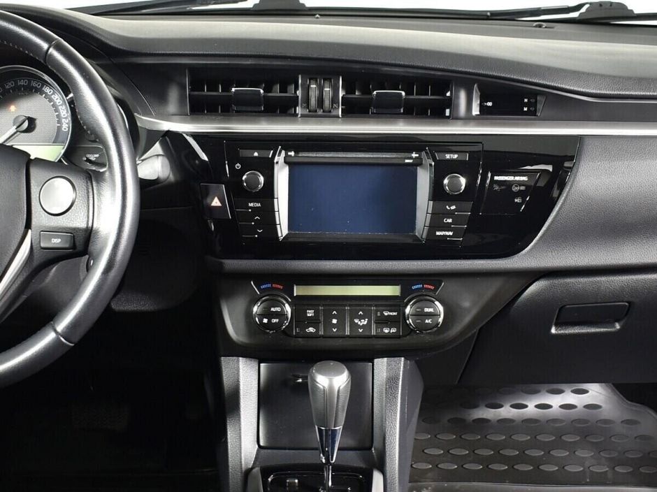 Toyota Corolla, 1.6 л, Вариатор, 2016 фото 9